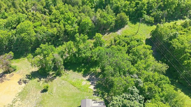 3542 Cecil Farm Rd, Mount Pleasant, TN 38474