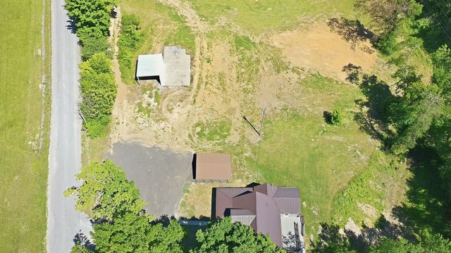 3542 Cecil Farm Rd, Mount Pleasant, TN 38474