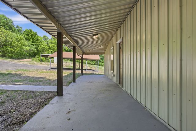 3542 Cecil Farm Rd, Mount Pleasant, TN 38474