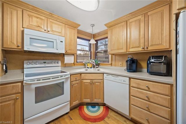 198 Raeford Avenue, Lexington, NC 27292