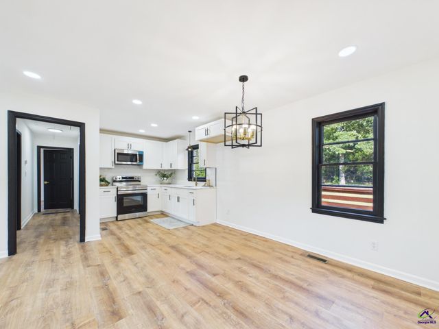 5060 Pinefield Drive, Macon, GA 31206