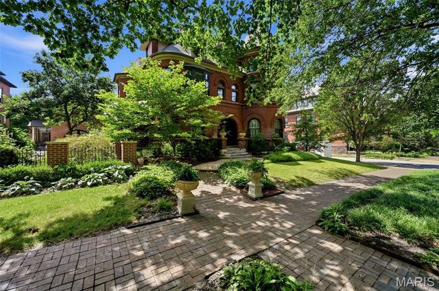 1605 Missouri Avenue, St Louis, MO 63104