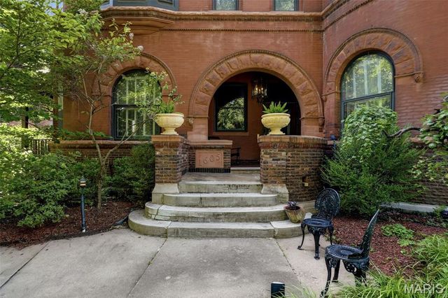 1605 Missouri Avenue, St Louis, MO 63104