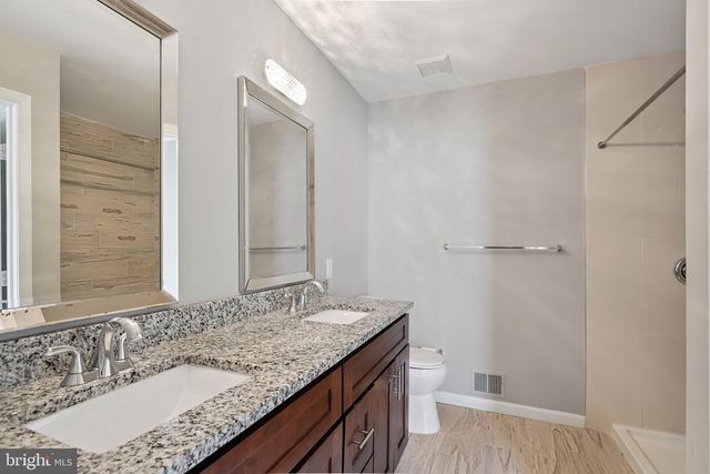 5130 BEAUREGARD ST, Alexandria, VA 22312