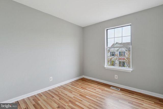 5130 BEAUREGARD ST, Alexandria, VA 22312