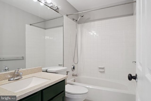 5130 BEAUREGARD ST, Alexandria, VA 22312