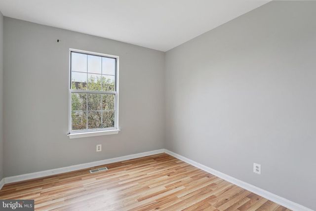 5130 BEAUREGARD ST, Alexandria, VA 22312