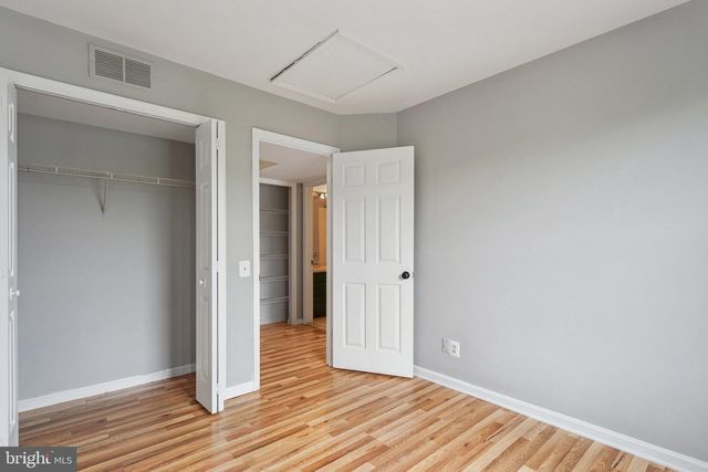 5130 BEAUREGARD ST, Alexandria, VA 22312