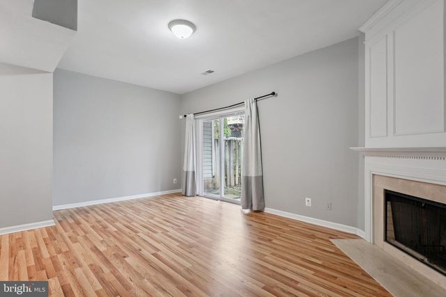 5130 BEAUREGARD ST, Alexandria, VA 22312