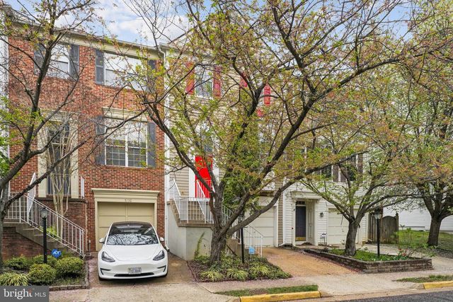 5130 BEAUREGARD ST, Alexandria, VA 22312