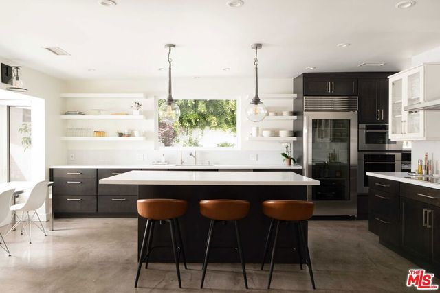 2823 Moraga Drive, Los Angeles, CA 90077