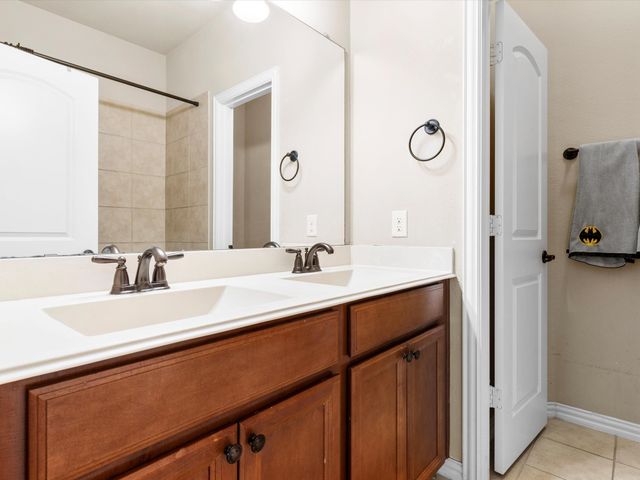 2729 Costa Mesa Drive, Little Elm, TX 75068