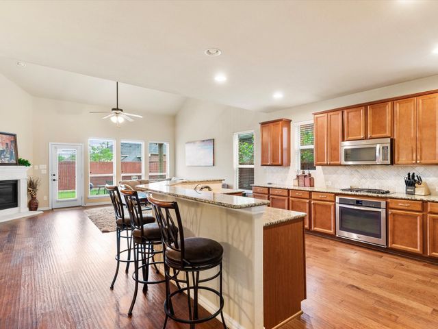 2729 Costa Mesa Drive, Little Elm, TX 75068
