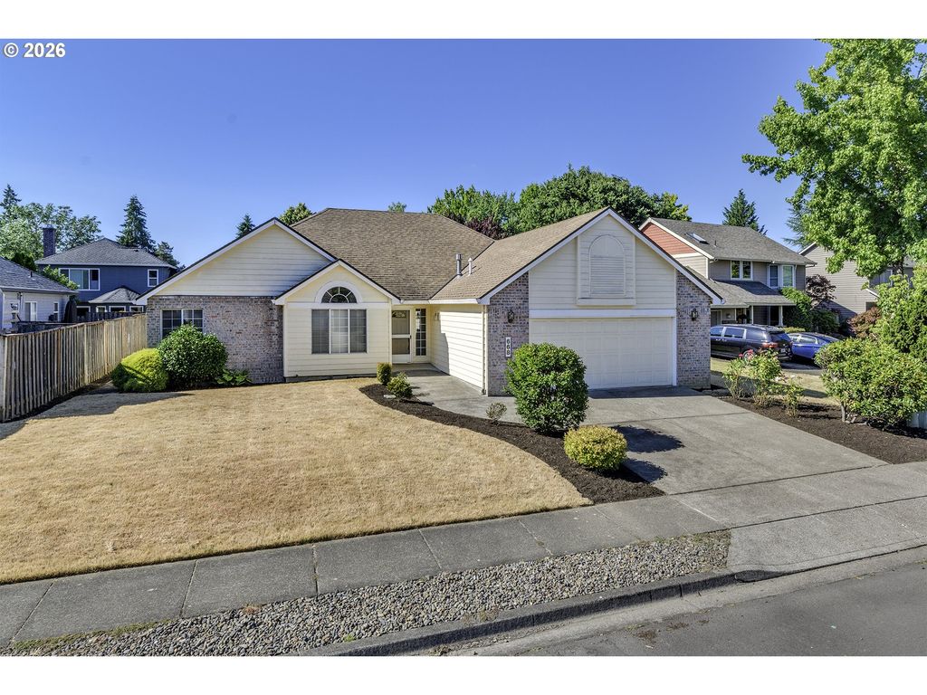668 Ne MARYANN Ct, Hillsboro, OR 97124