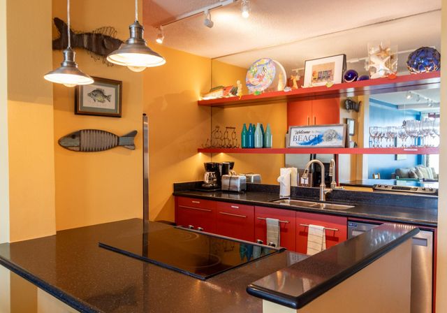 1401 E Beach Drive 714, Galveston, TX 77550