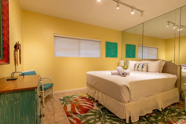 1401 E Beach Drive 714, Galveston, TX 77550