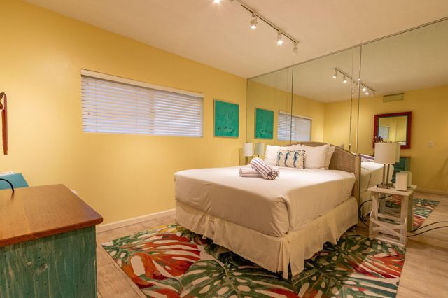 1401 E Beach Drive 714, Galveston, TX 77550