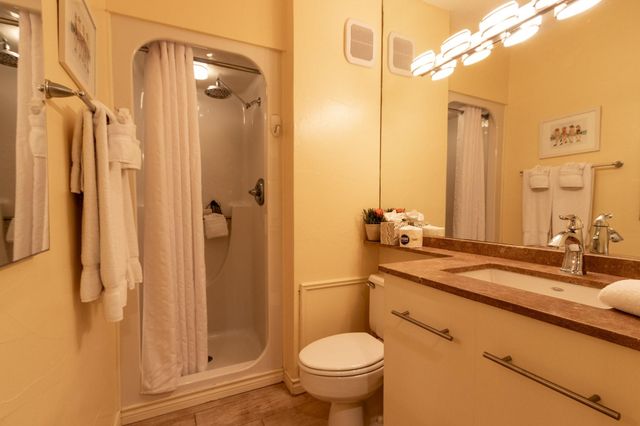 1401 E Beach Drive 714, Galveston, TX 77550