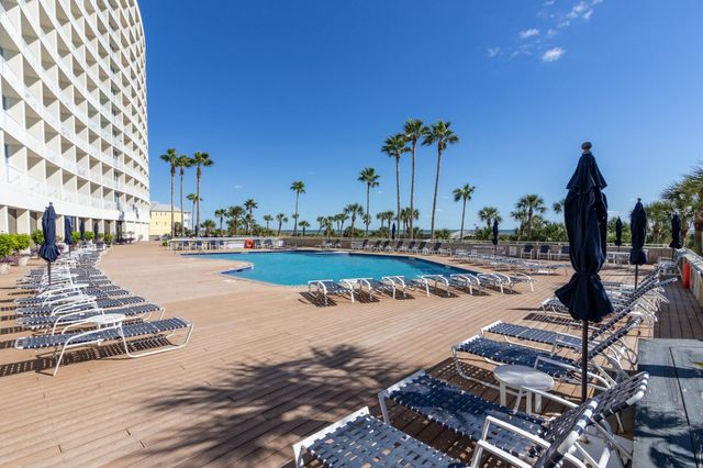 1401 E Beach Drive 714, Galveston, TX 77550