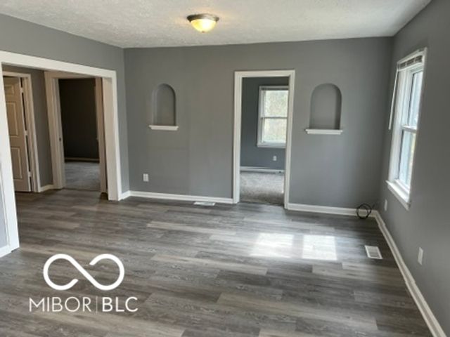 2350 W 58th Street, Indianapolis, IN 46228