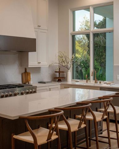 2815 Santa Fe Vista Ct, Encinitas, CA 92024