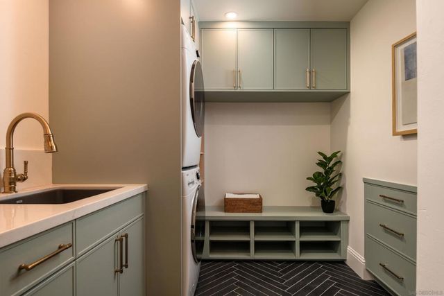 2815 Santa Fe Vista Ct, Encinitas, CA 92024