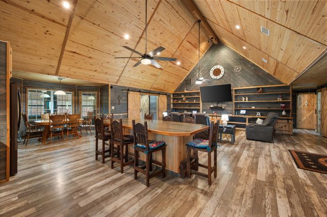 130 SE County Road 3085, Corsicana, TX 75109