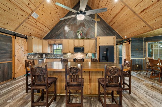 130 SE County Road 3085, Corsicana, TX 75109