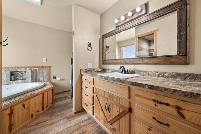 130 SE County Road 3085, Corsicana, TX 75109