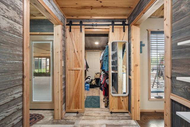 130 SE County Road 3085, Corsicana, TX 75109