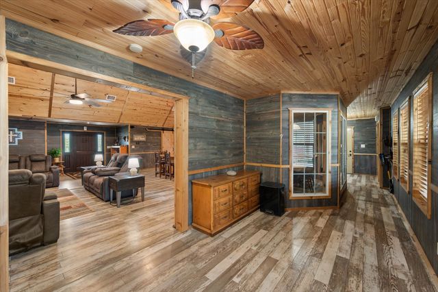 130 SE County Road 3085, Corsicana, TX 75109