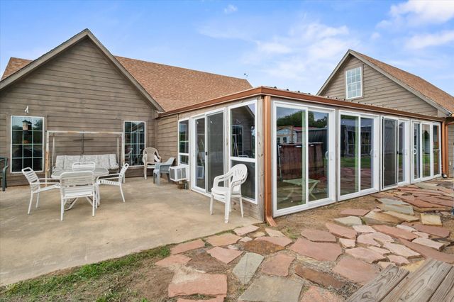 130 SE County Road 3085, Corsicana, TX 75109