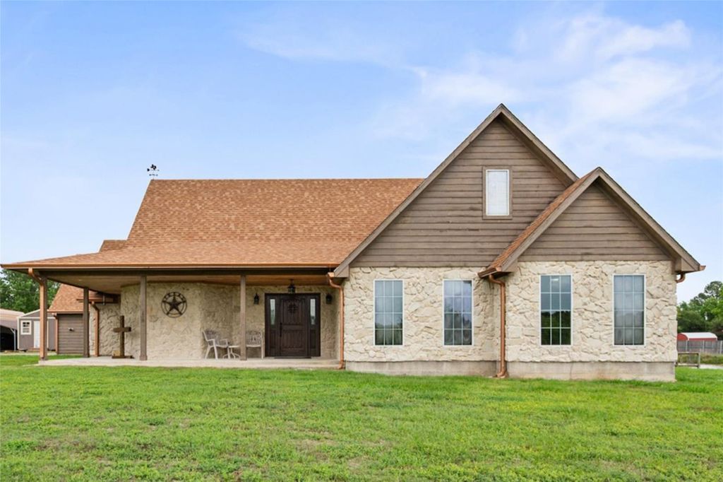 130 SE County Road 3085, Corsicana, TX 75109