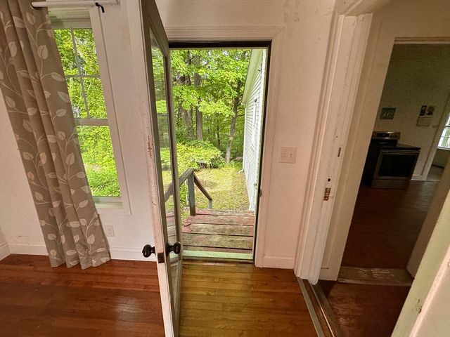 20 Bridge, Amherst, MA 01002