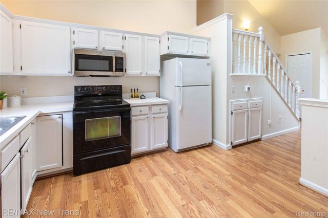 2521 Country Village Court, Ann Arbor, MI 48103