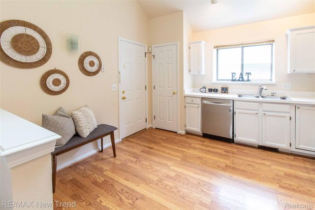 2521 Country Village Court, Ann Arbor, MI 48103