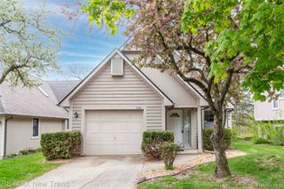 2521 Country Village Court, Ann Arbor, MI 48103