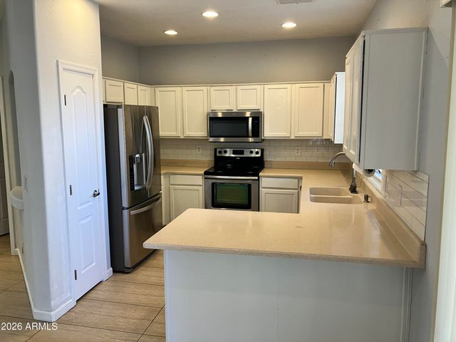 7392 W TIERRA BUENA Lane, Peoria, AZ 85382
