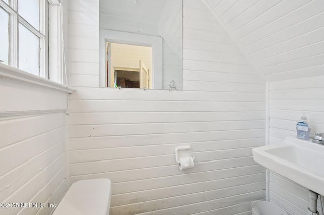 2834 PARK Street, Jacksonville, FL 32205