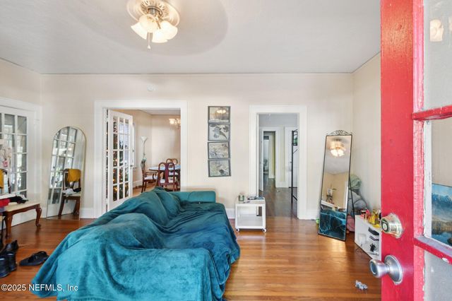 2834 PARK Street, Jacksonville, FL 32205