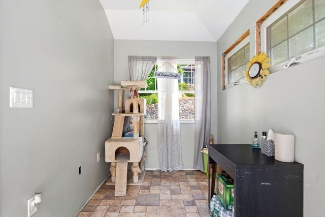 5 Bulfinch Rd, Lynn, MA 01902