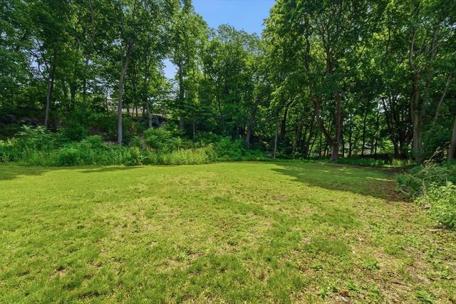 5 Bulfinch Rd, Lynn, MA 01902