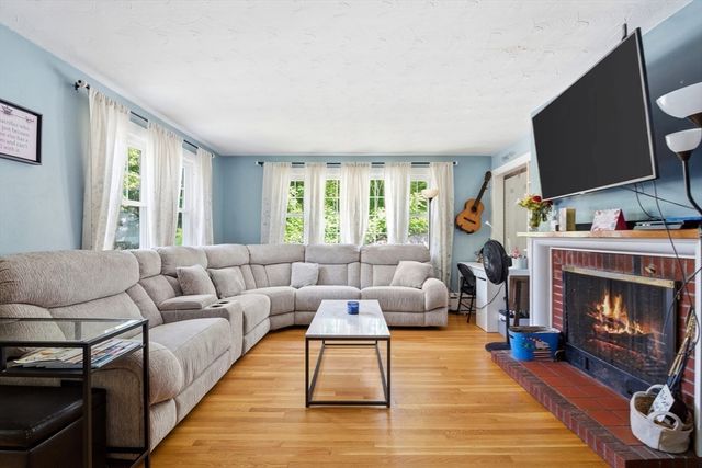5 Bulfinch Rd, Lynn, MA 01902