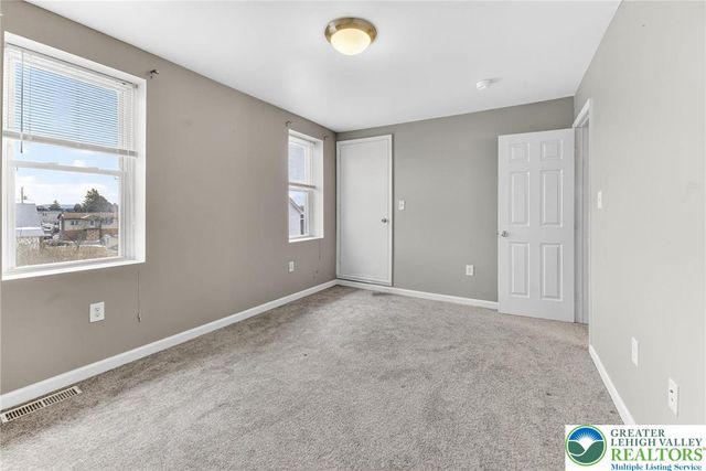 1127 Oak Street, Coplay Boro, PA 18037