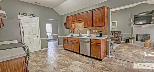 7423 TINA CV, Bartlett, TN 38133