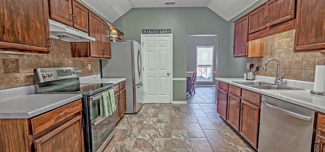 7423 TINA CV, Bartlett, TN 38133