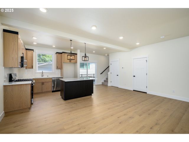 3233 E PROVINCE Ct, Newberg, OR 97132