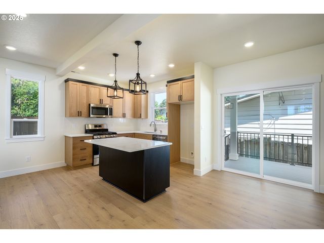 3233 E PROVINCE Ct, Newberg, OR 97132