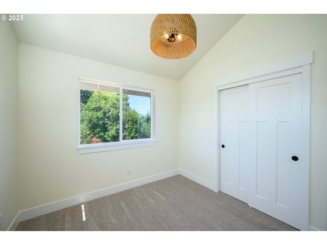 3233 E PROVINCE Ct, Newberg, OR 97132