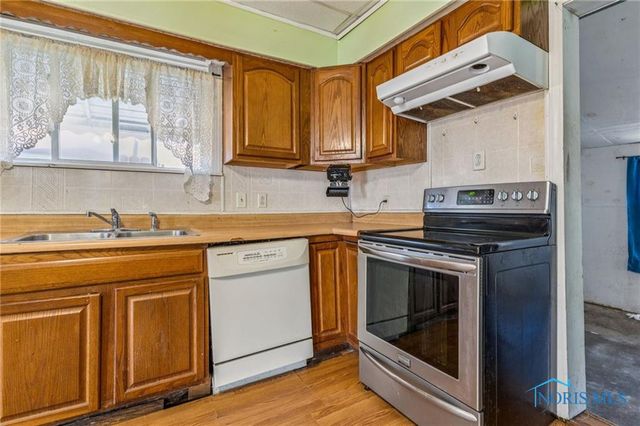 128 Harrington Avenue, Findlay, OH 45840